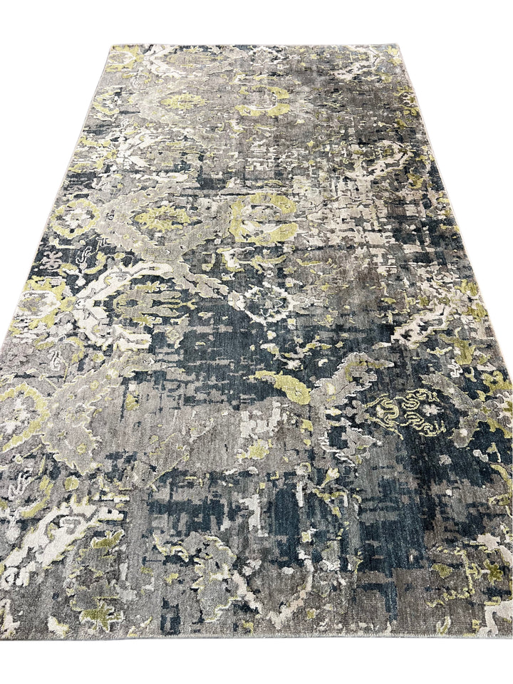 The Verdant Eclipse – Charcoal Gray, Sage Green &amp; Ivory Abstract Rug – 4’10” x 8’10”