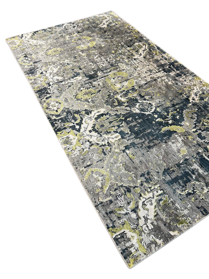 The Verdant Eclipse – Charcoal Gray, Sage Green &amp; Ivory Abstract Rug – 4’10” x 8’10”
