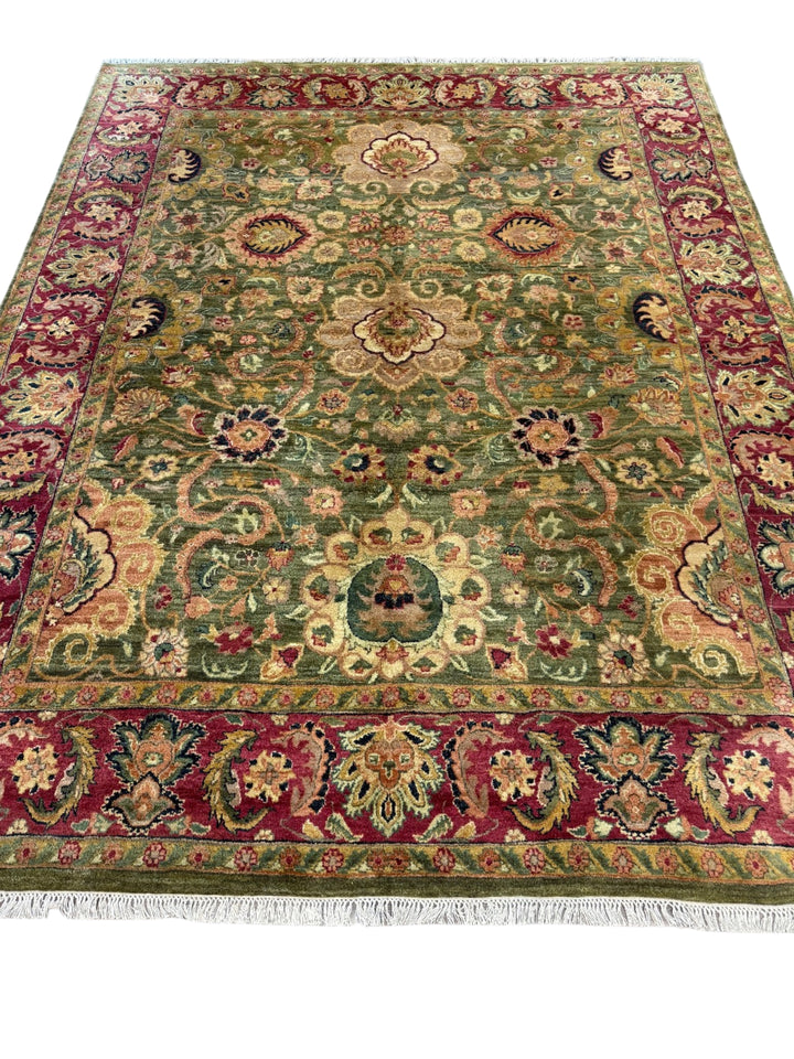 Sage Garden Traditional Wool Rug – 7’11” x 10’0”