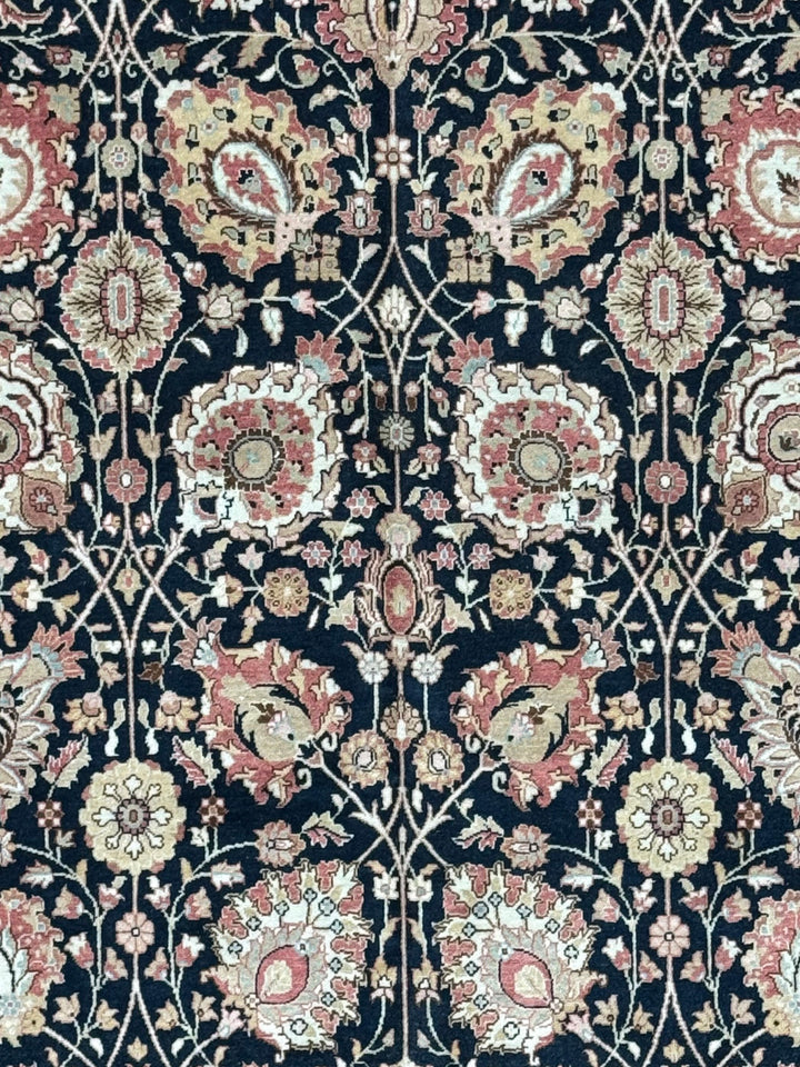 The Midnight Garden - Navy Blue &amp; Dusty Rose Floral Rug – 5’11” x 8’10”