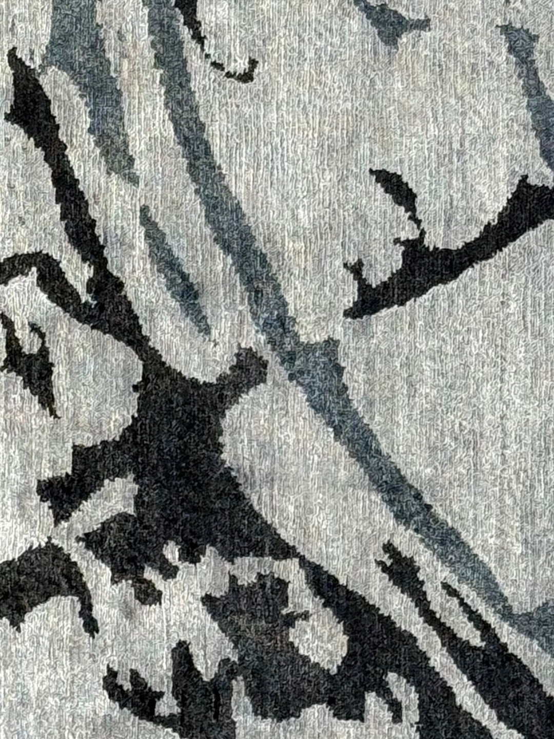 Silver Reverie - Silver Grey &amp; Charcoal Abstract Modern Rug  – 6’5” x 7’6”