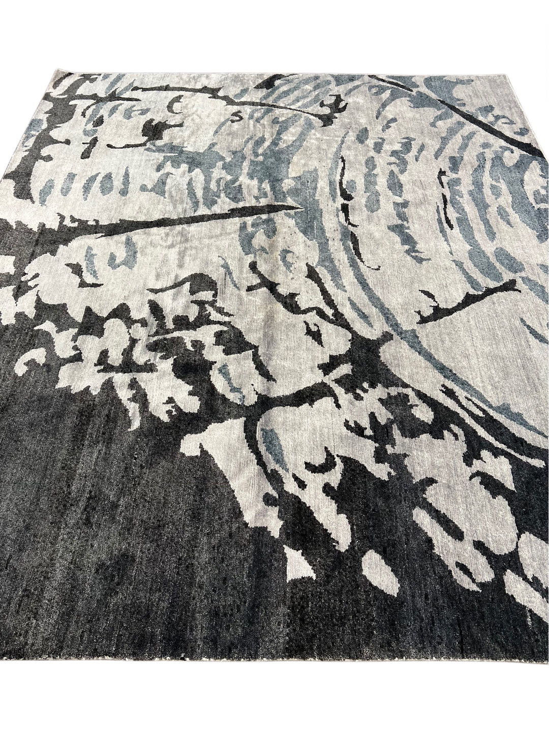 Silver Reverie - Silver Grey &amp; Charcoal Abstract Modern Rug  – 6’5” x 7’6”