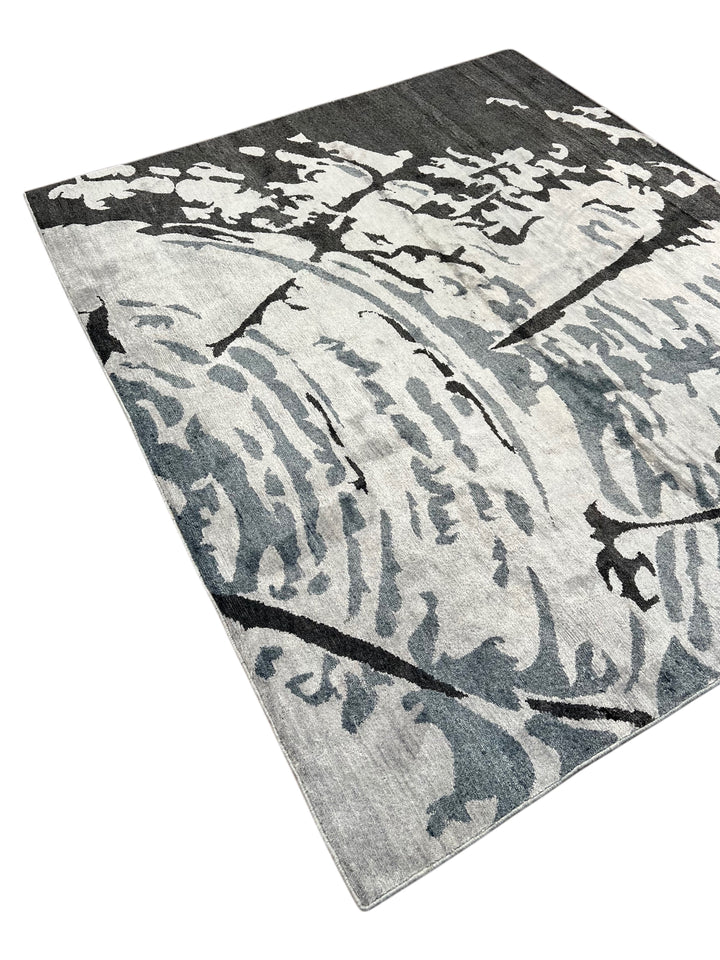 Silver Reverie - Silver Grey &amp; Charcoal Abstract Modern Rug  – 6’5” x 7’6”
