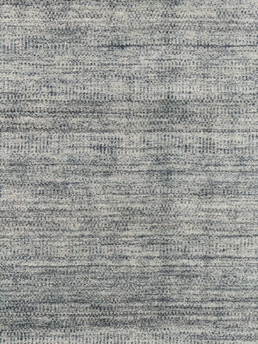 Silver Mist – Soft Blue &amp; Silver Gray Modern Textured Rug – 5’2” x 7’1”
