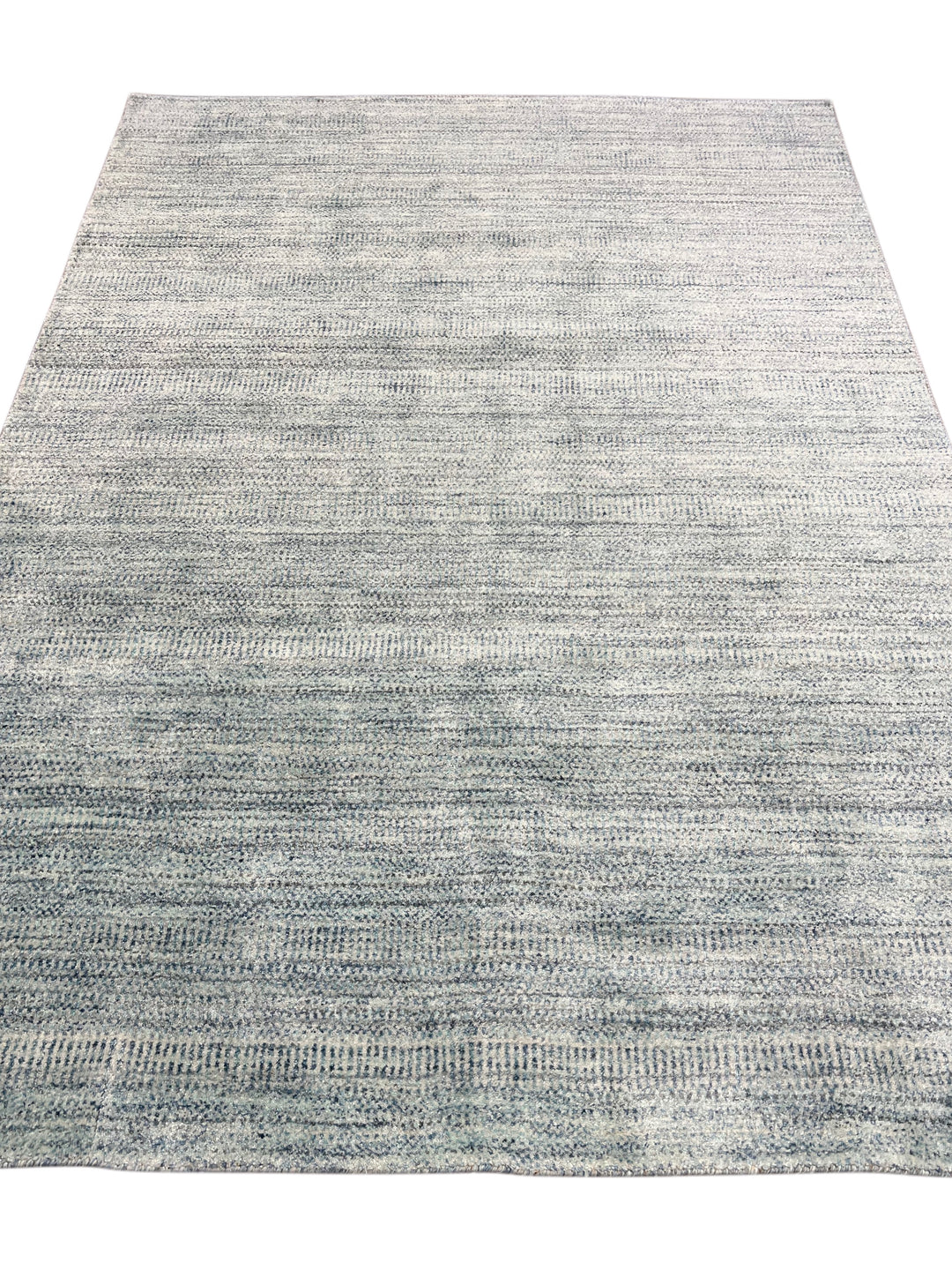 Silver Mist – Soft Blue &amp; Silver Gray Modern Textured Rug – 5’2” x 7’1”