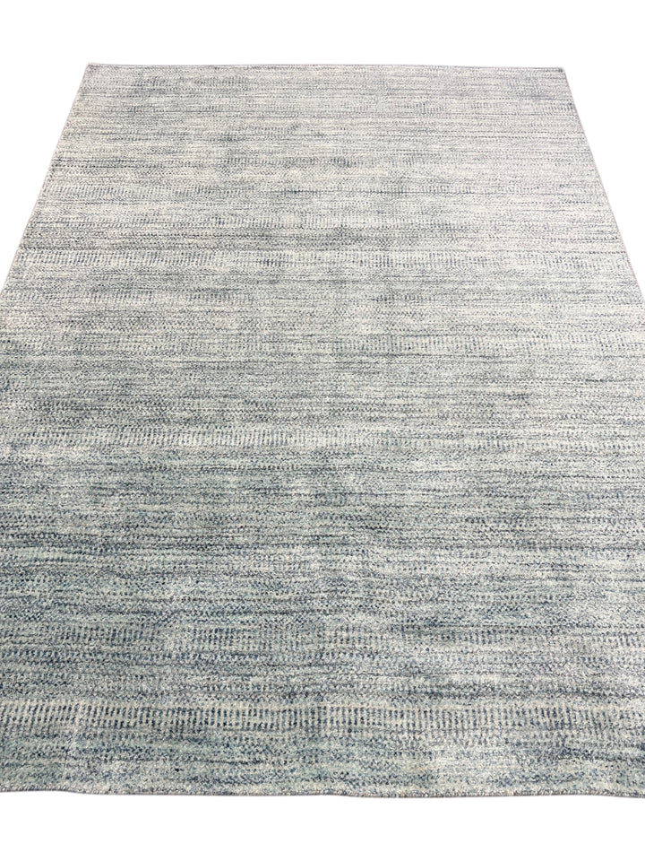 Silver Mist – Soft Blue &amp; Silver Gray Modern Textured Rug – 5’2” x 7’1”