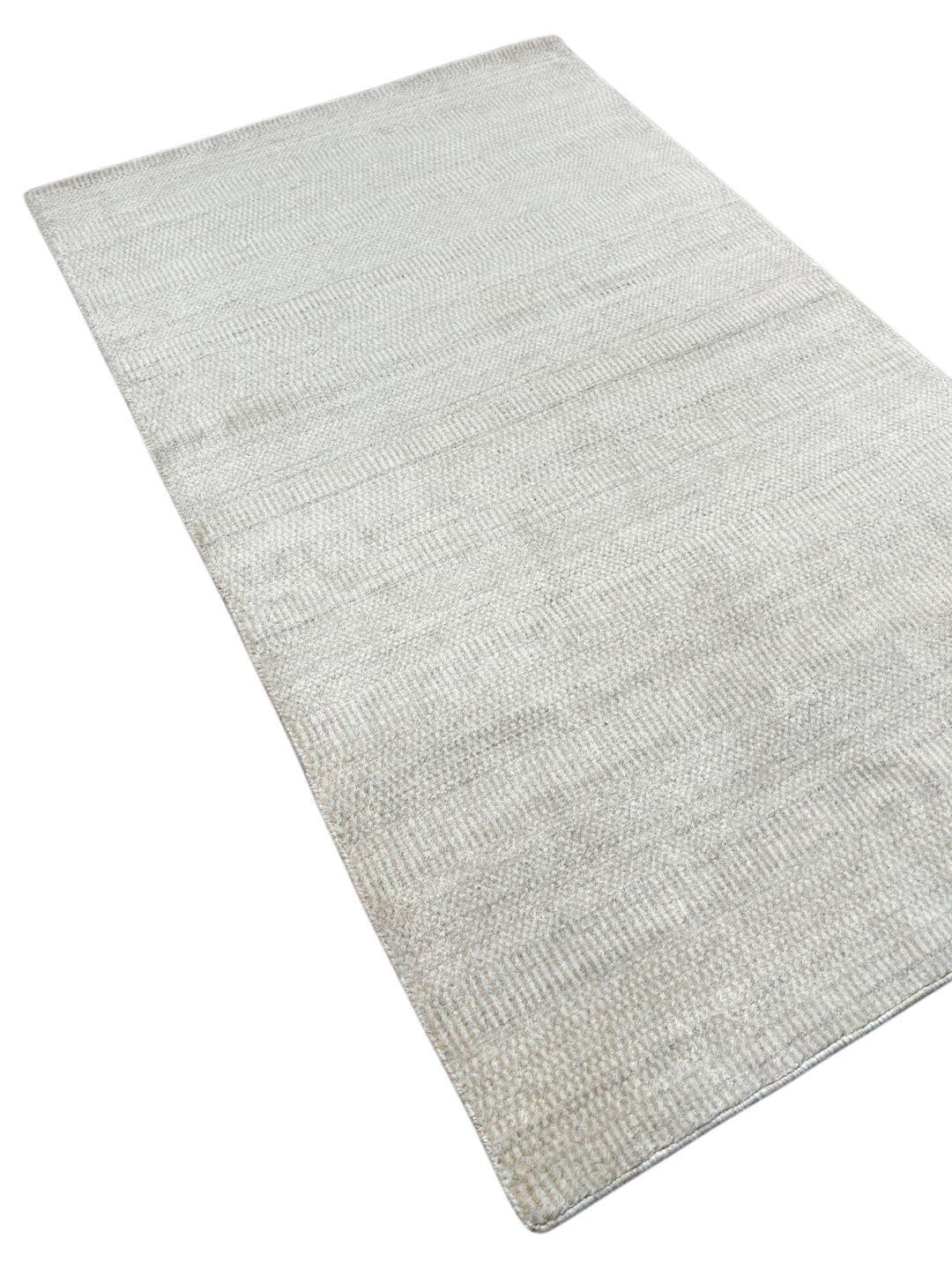Ivory Dune – Ivory &amp; Light Beige Modern Textured Rug – 3’0” x 5’0”