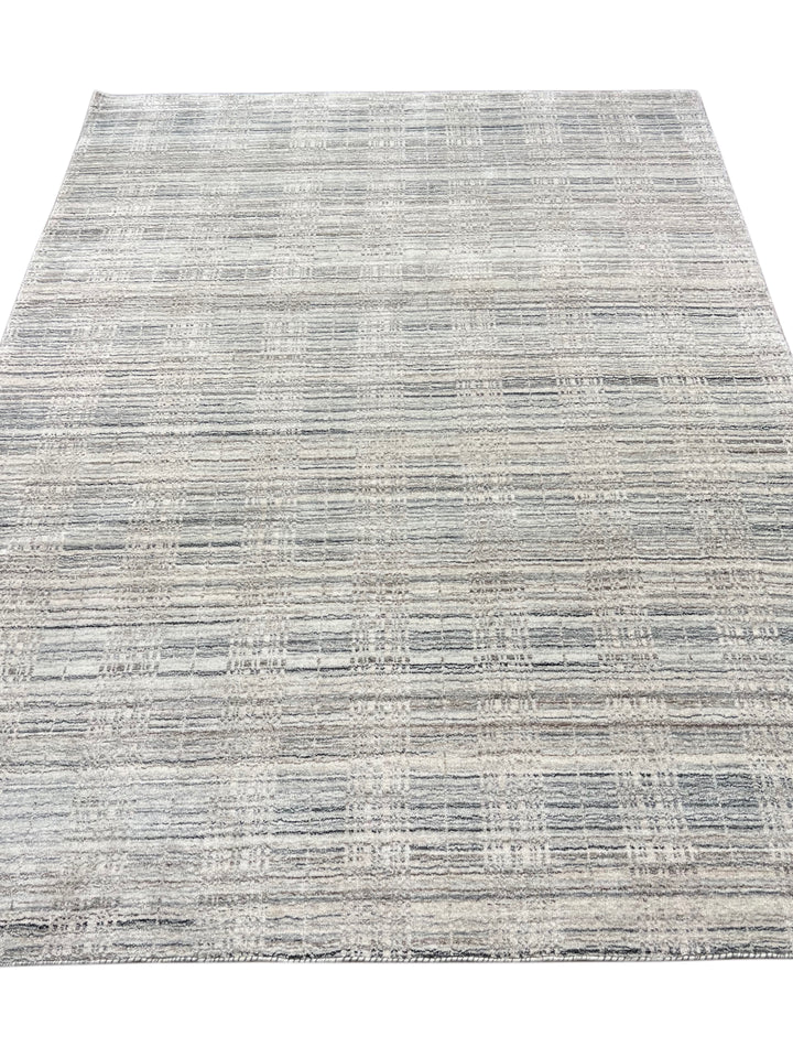 Avelune – Ivory &amp; Silver Gray Abstract Textured Modern Rug – 5’3” x 7’0”