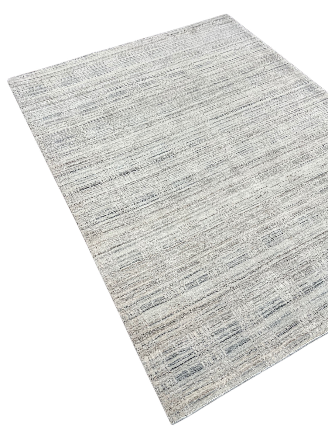 Avelune – Ivory &amp; Silver Gray Abstract Textured Modern Rug – 5’3” x 7’0”