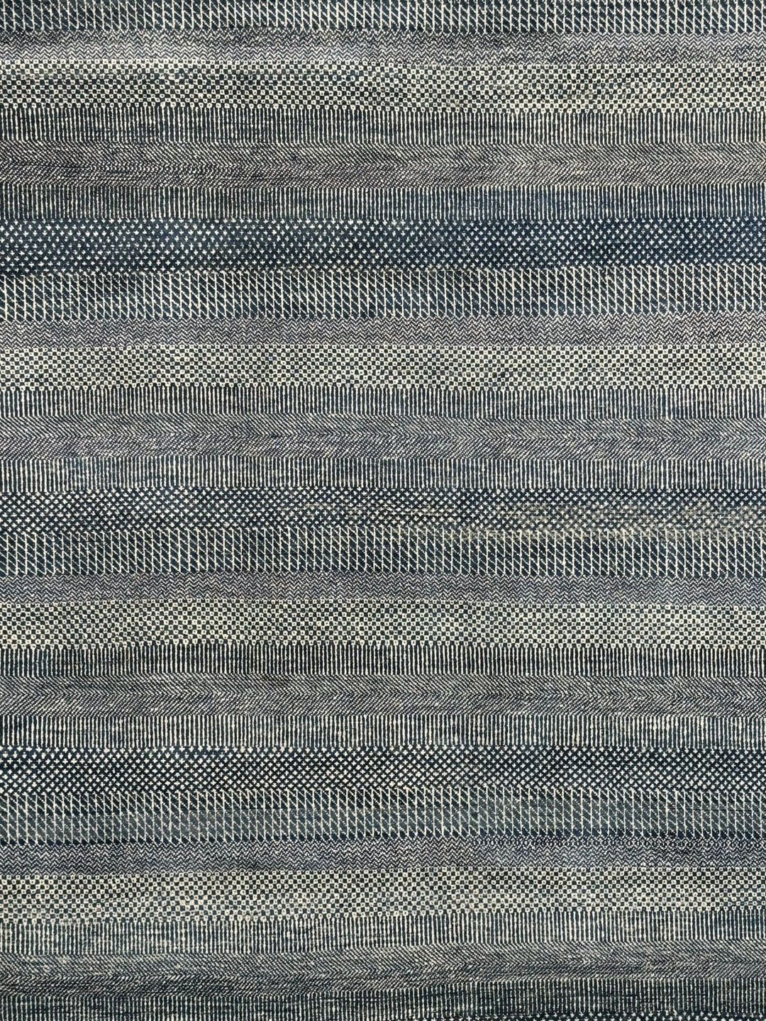 Indigo Cadence – Navy Blue &amp; Ivory Geometric Striped Modern Rug – 6’0” x 9’0”