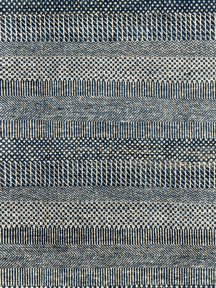Indigo Cadence – Navy Blue &amp; Ivory Geometric Striped Modern Rug – 6’0” x 9’0”
