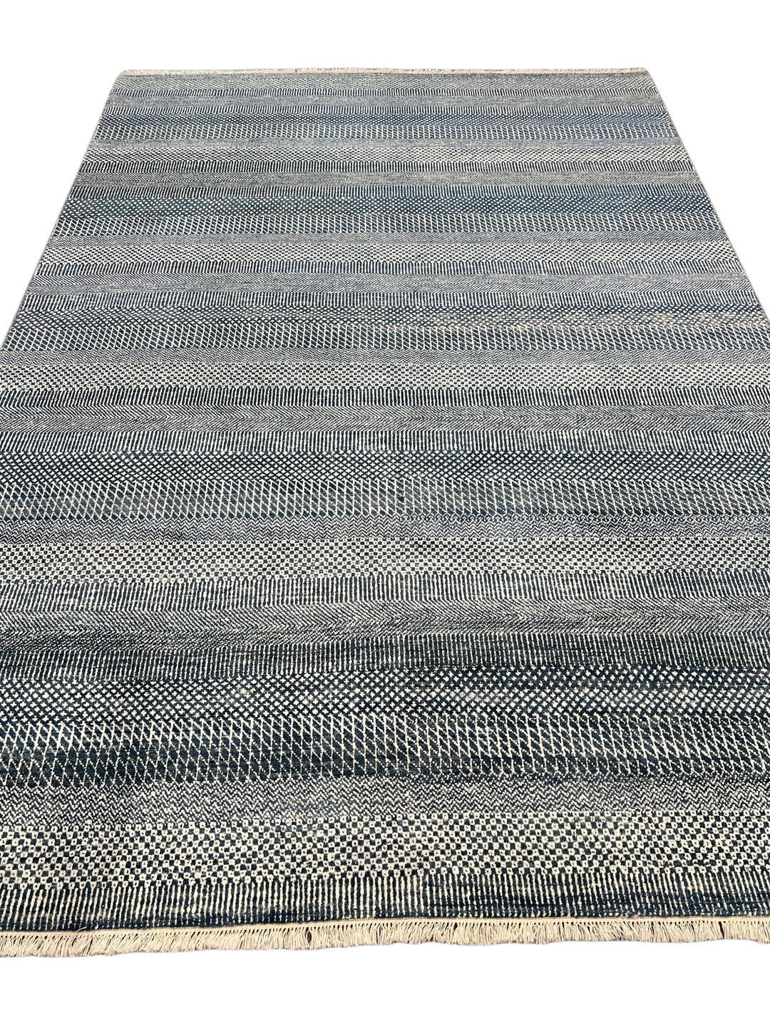 Indigo Cadence – Navy Blue &amp; Ivory Geometric Striped Modern Rug – 6’0” x 9’0”