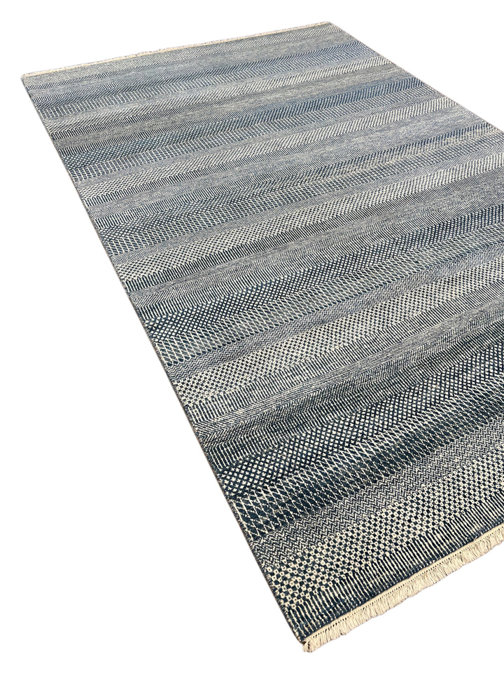 Indigo Cadence – Navy Blue &amp; Ivory Geometric Striped Modern Rug – 6’0” x 9’0”