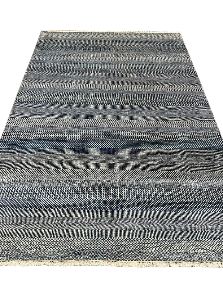 Indigo Cadence – Navy Blue &amp; Ivory Geometric Striped Modern Rug – 6’0” x 9’0”