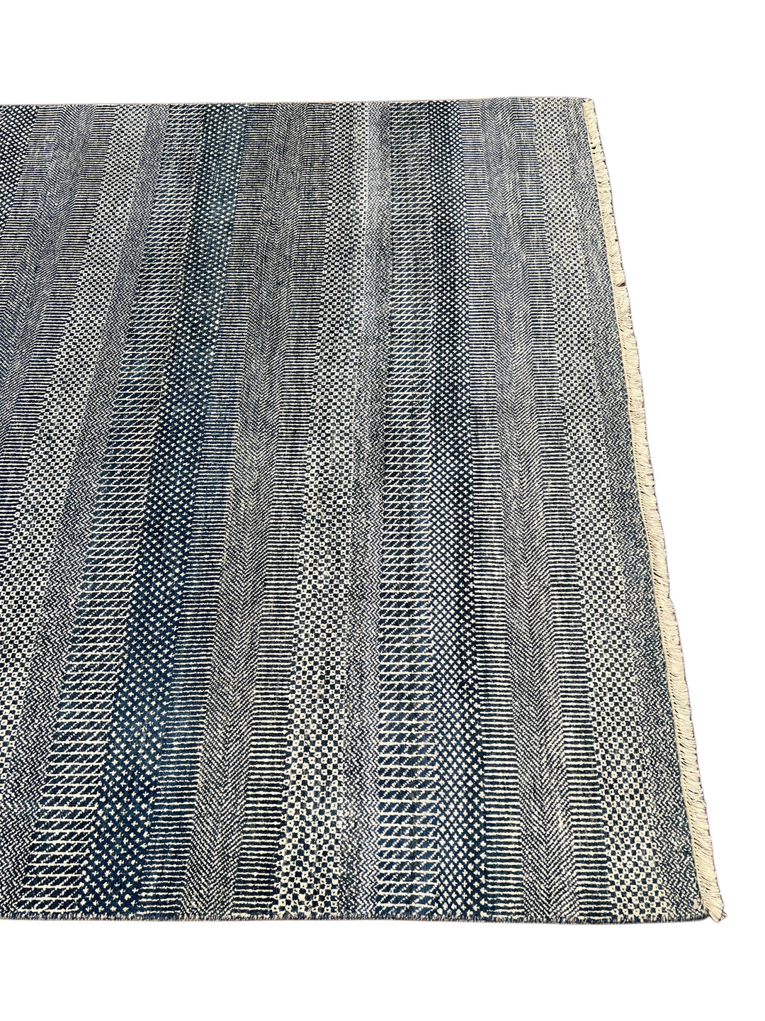 Indigo Cadence – Navy Blue &amp; Ivory Geometric Striped Modern Rug – 6’0” x 9’0”