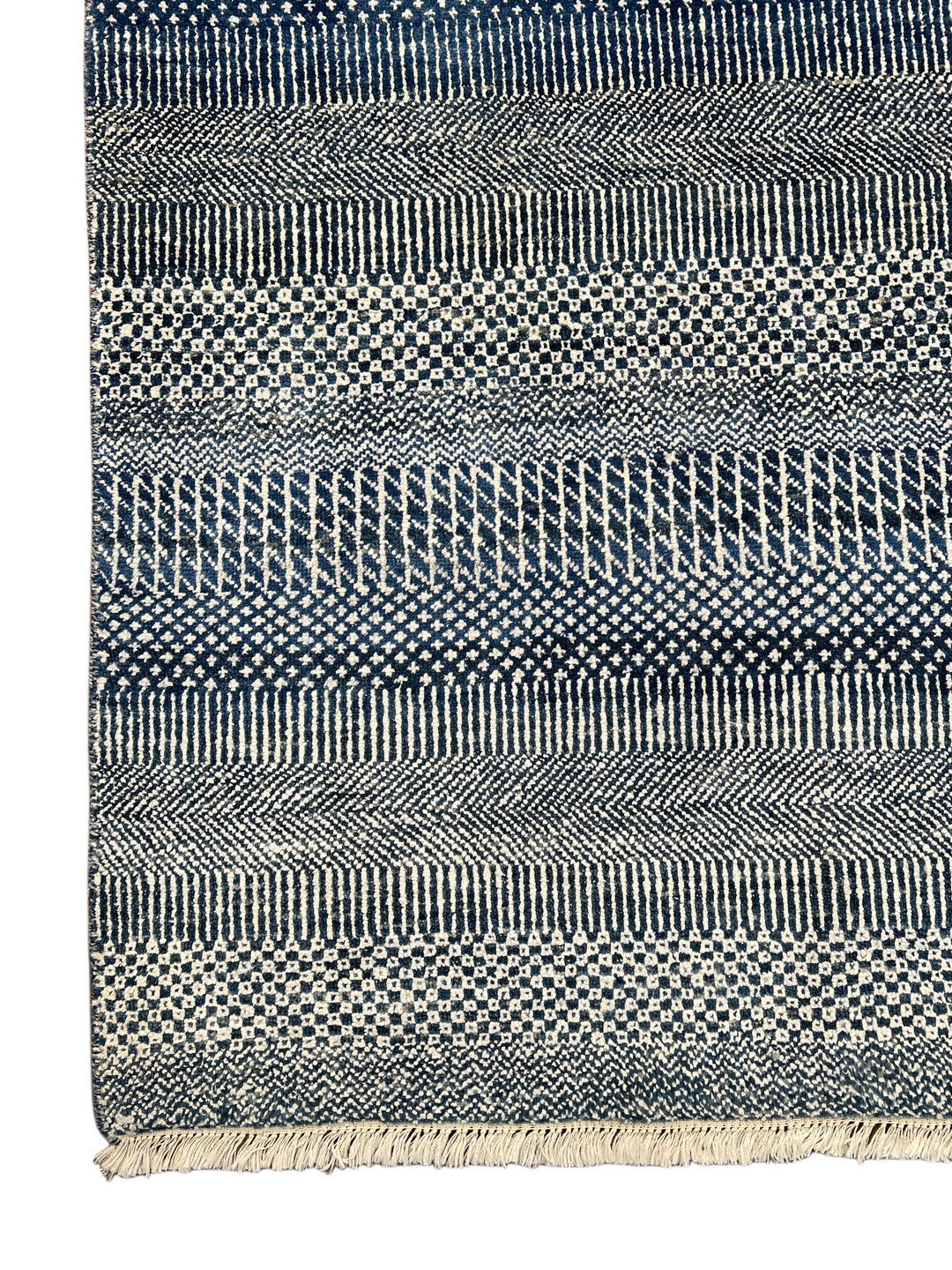 Indigo Cadence – Navy Blue &amp; Ivory Geometric Striped Modern Rug – 6’0” x 9’0”