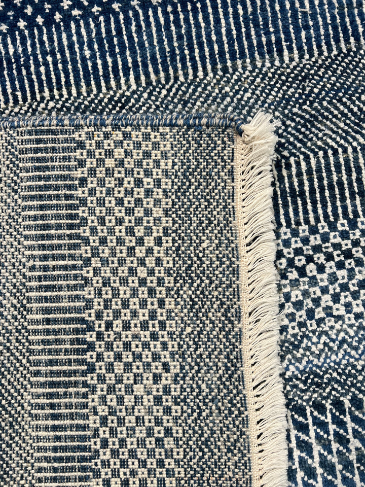 Indigo Cadence – Navy Blue &amp; Ivory Geometric Striped Modern Rug – 6’0” x 9’0”