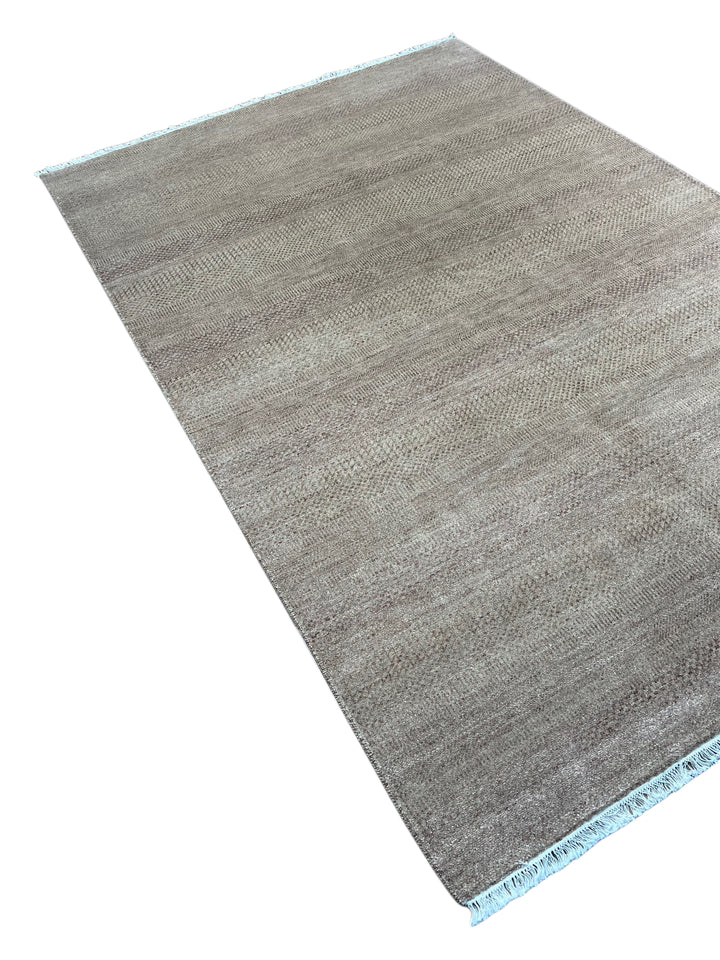 Serein - Taupe Gray &amp; Silver Textured Modern Rug – 6’2” x 9’2”