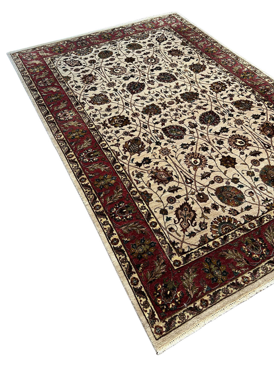 Burgundy Royal Garden – Ivory &amp; Burgundy Traditional Floral Rug – 6’0” x 8’8”
