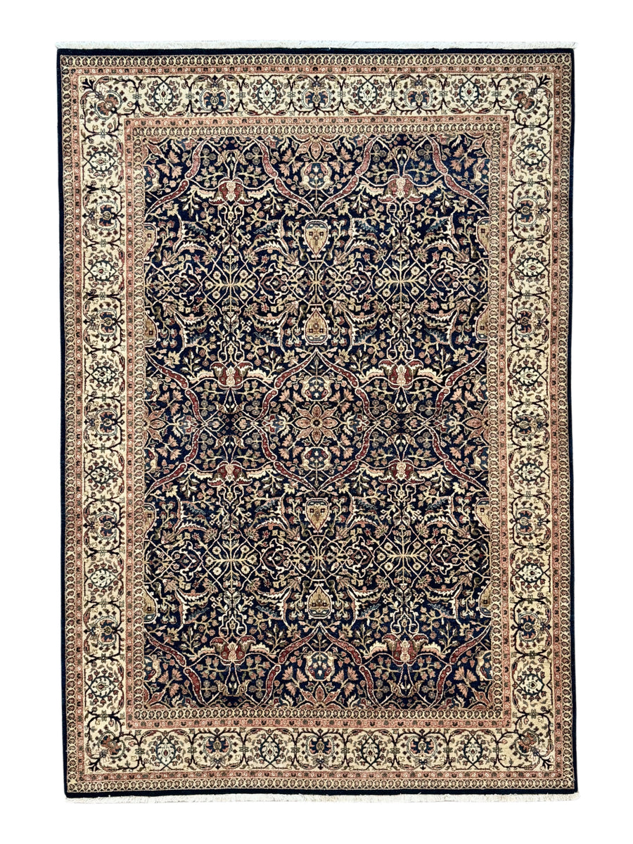 Midnight Royal Heritage – Navy Blue & Ivory Traditional Floral Rug – 6’1” x 8’10”