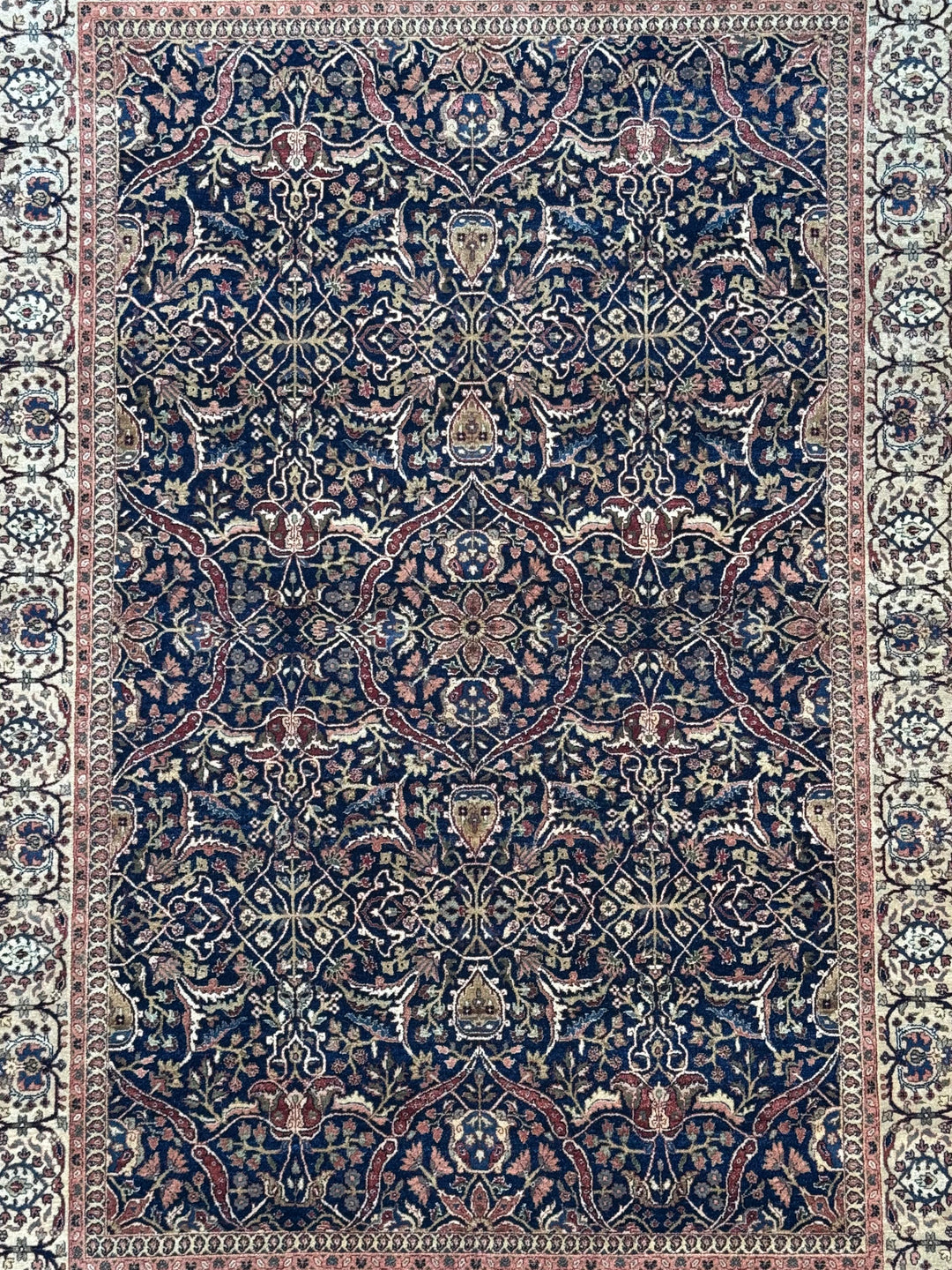 Midnight Royal Heritage – Navy Blue &amp; Ivory Traditional Floral Rug – 6’1” x 8’10”