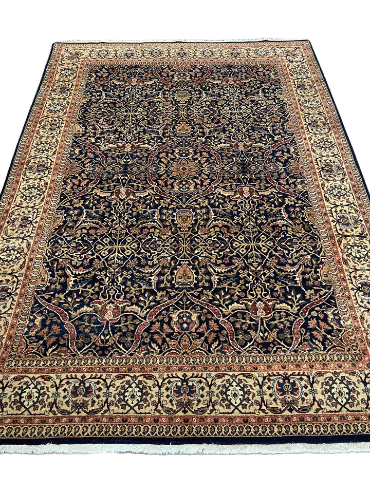 Midnight Royal Heritage – Navy Blue &amp; Ivory Traditional Floral Rug – 6’1” x 8’10”