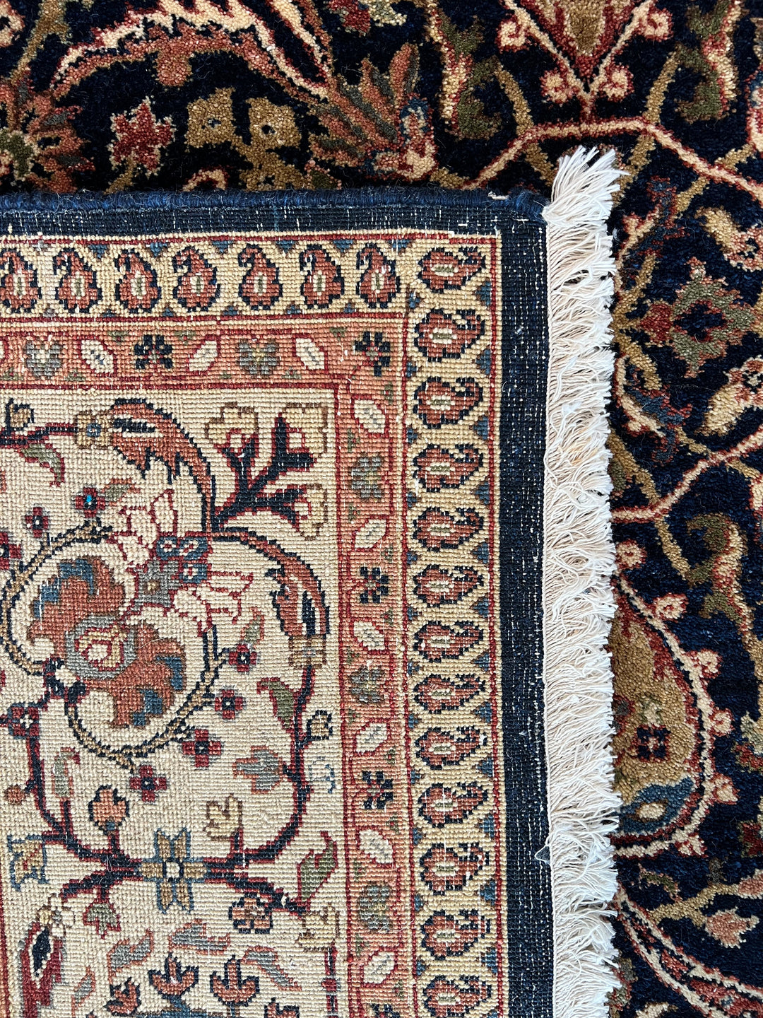 Midnight Royal Heritage – Navy Blue &amp; Ivory Traditional Floral Rug – 6’1” x 8’10”