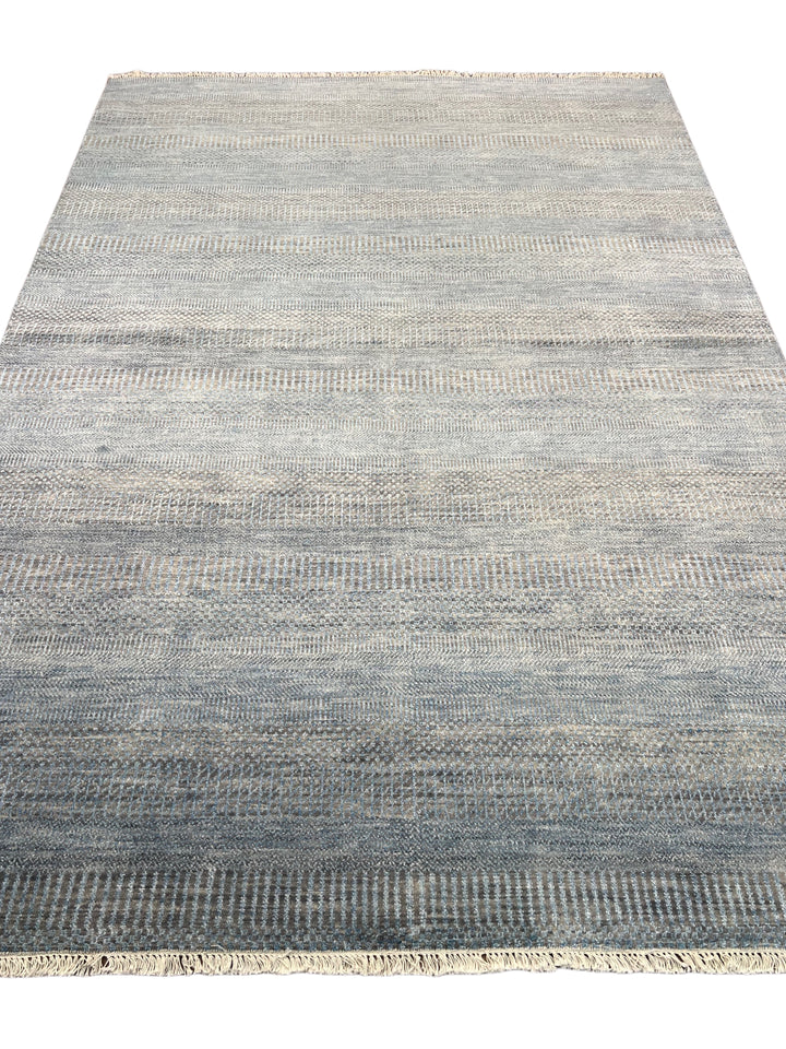 Slate Reverie – Contemporary Blue Grey Textured Area Rug – 6’1” x 8’10”