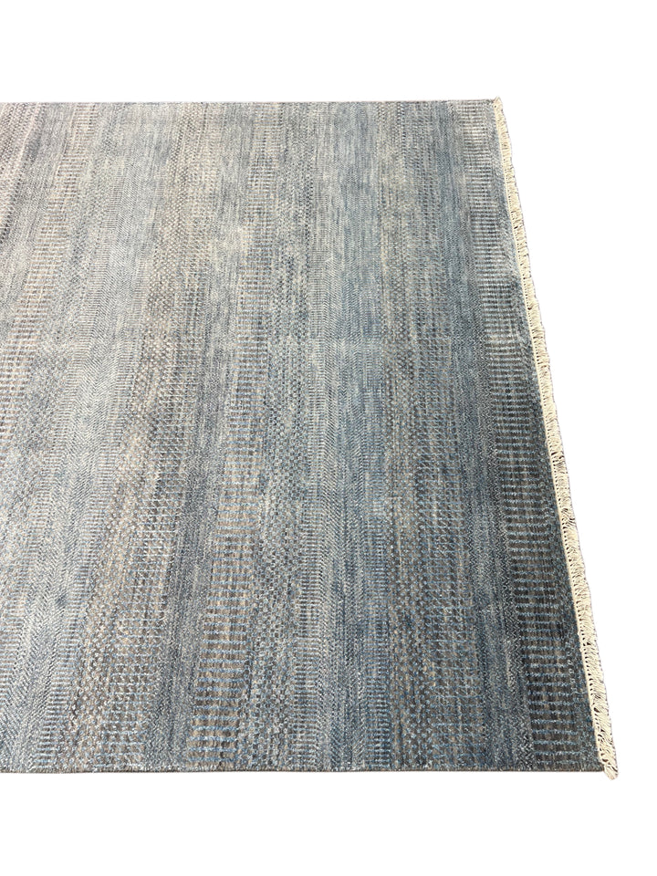 Slate Reverie – Contemporary Blue Grey Textured Area Rug – 6’1” x 8’10”