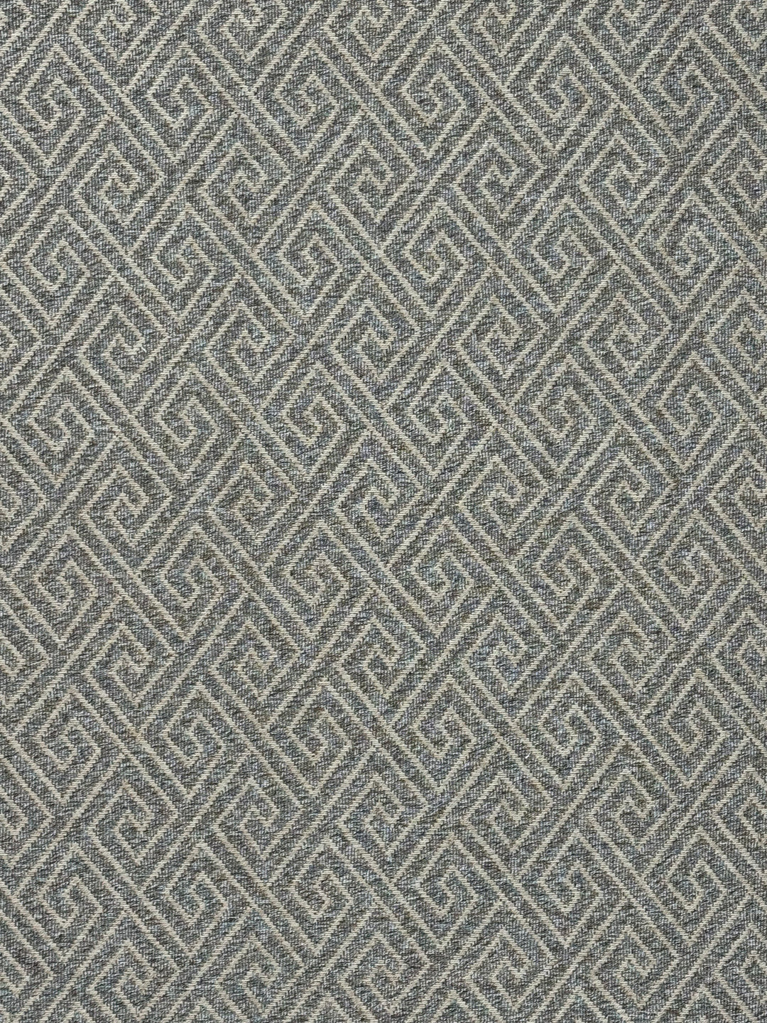 Misty Cadence – Grey Contemporary Textured Polypropylene Carpet – 9’2” x 11’6”