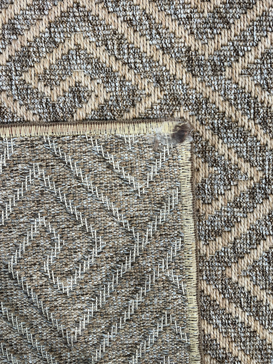 Misty Cadence – Grey Contemporary Textured Polypropylene Carpet – 9’2” x 11’6”