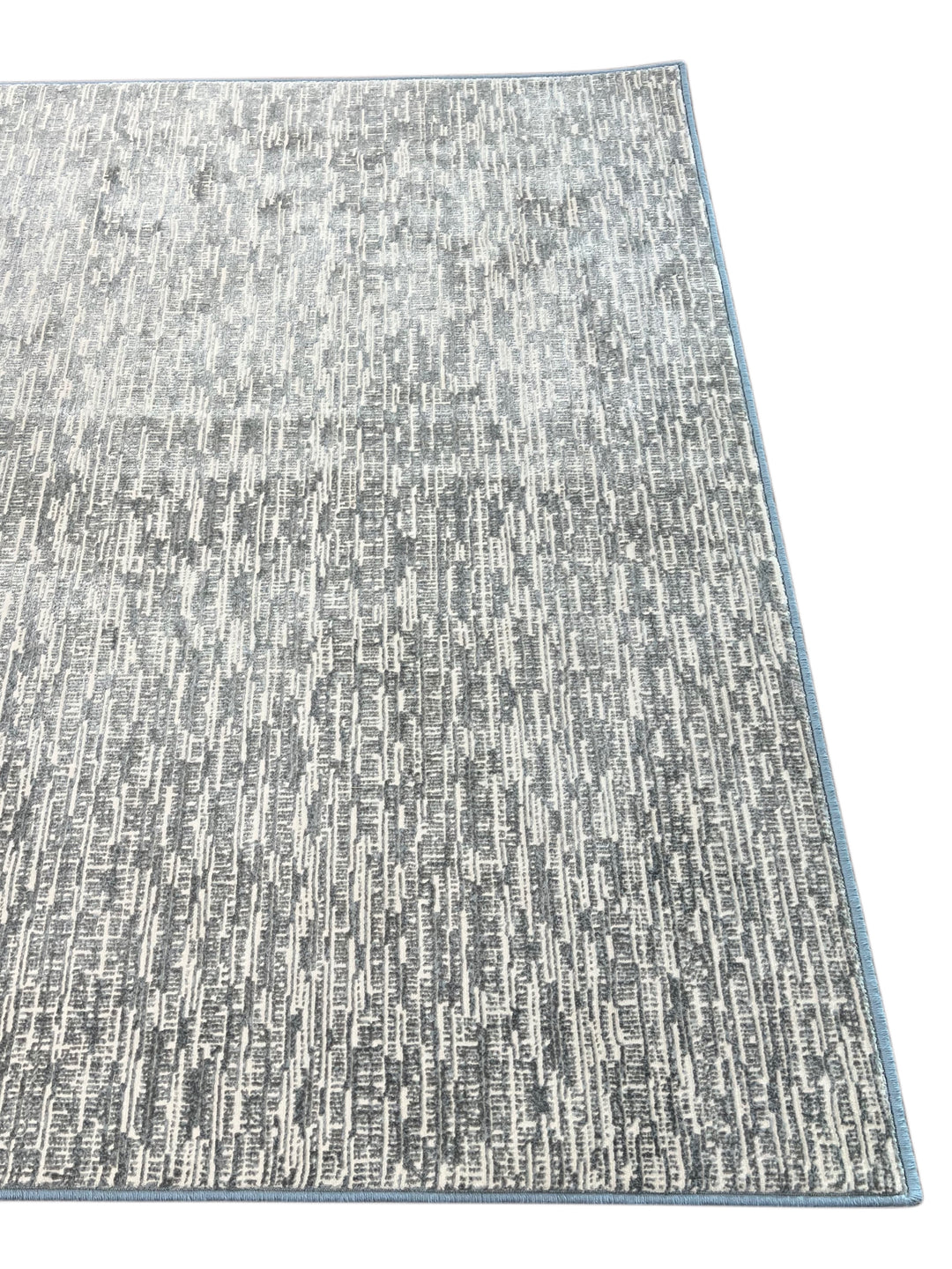 Blue Grey &amp; Ivory Abstract Textured Polypropylene Carpet – Slate Whisper – 7’0” x 9’10”