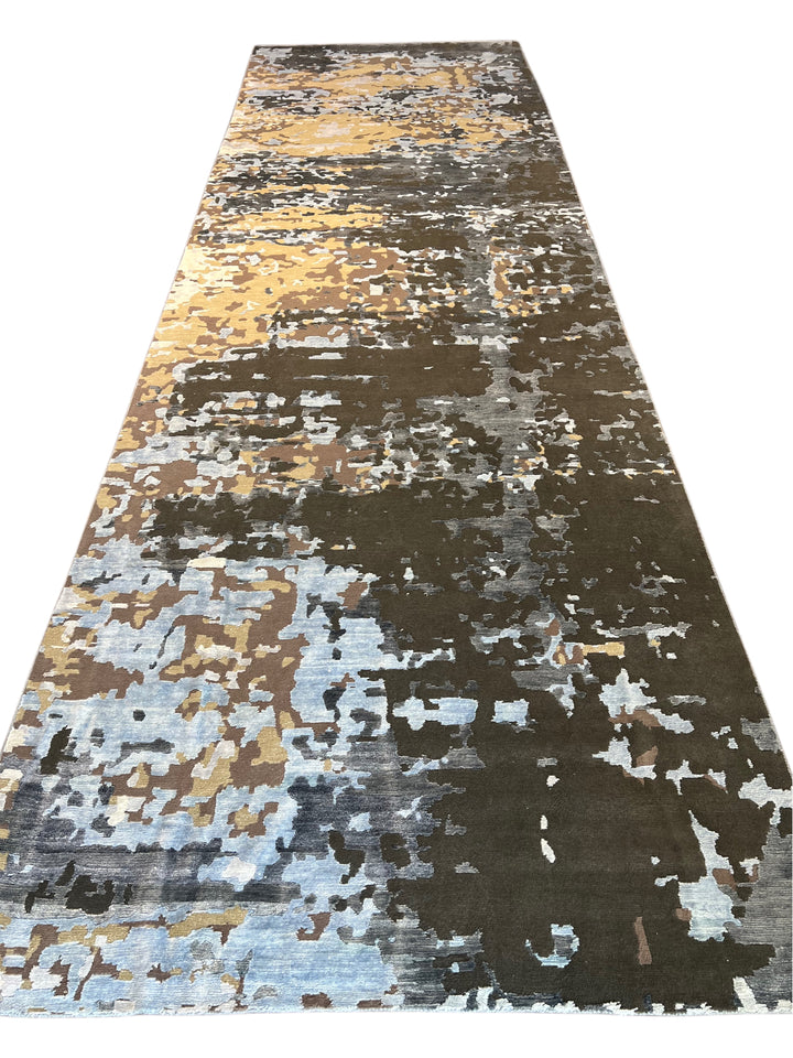Gilded Echo – Contemporary Abstract Runner Rug in Charcoal, Silver Blue &amp; Gold | 6’0” × 19’10”