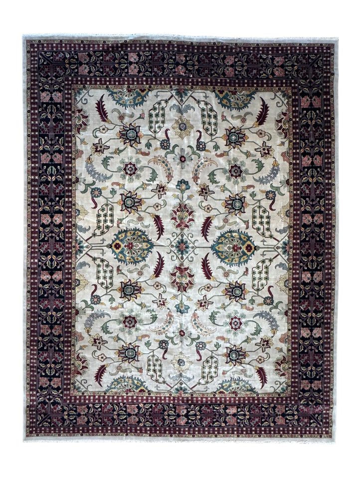 Noir Botanica – Ivory &amp; Black Floral Traditional Style Rug | 11’10” × 15’4”