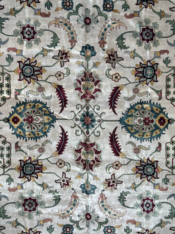 Noir Botanica – Ivory &amp; Black Floral Traditional Style Rug | 11’10” × 15’4”