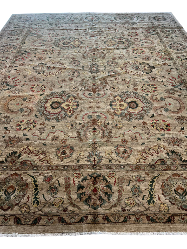 Ashbourne Garden – Silver Grey &amp; Taupe Floral Traditional Style Rug | 12’1” × 14’11”