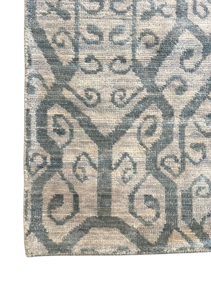 Frozen River – Ice Blue &amp; Silver Grey Geometric Modern Style Rug | 10’2” × 20’5”