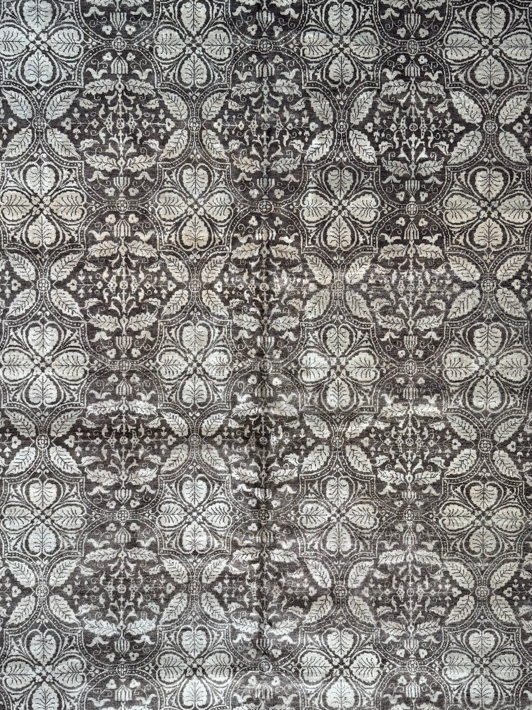 Noir Fleur – Charcoal &amp; Ivory Grey Floral Geometric Style Rug | 11’9” × 15’1”