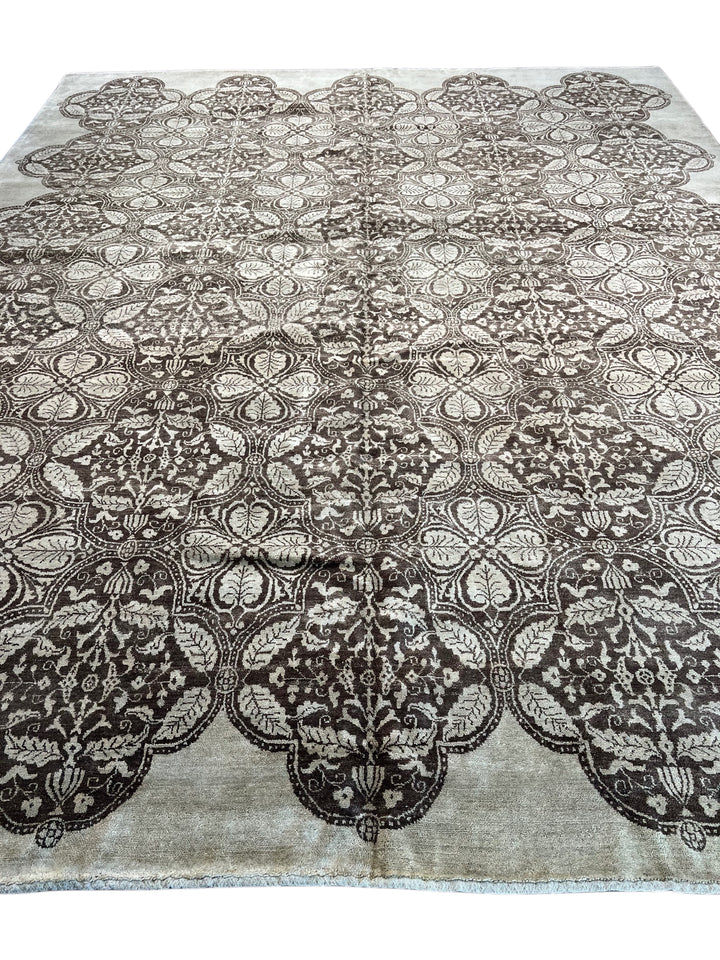 Noir Fleur – Charcoal &amp; Ivory Grey Floral Geometric Style Rug | 11’9” × 15’1”