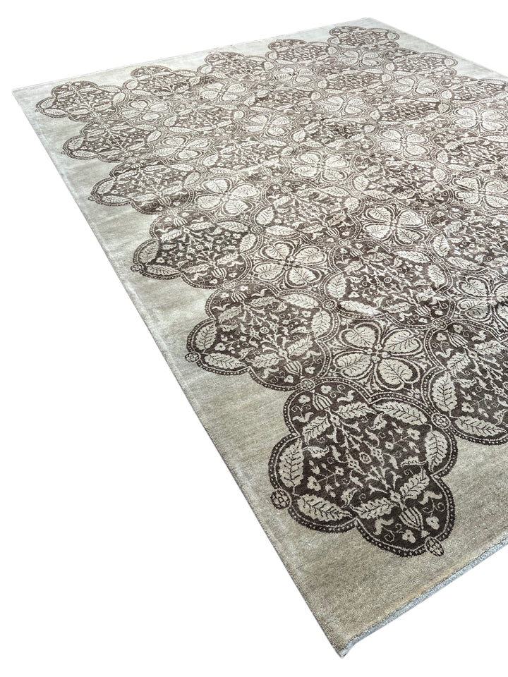 Noir Fleur – Charcoal &amp; Ivory Grey Floral Geometric Style Rug | 11’9” × 15’1”