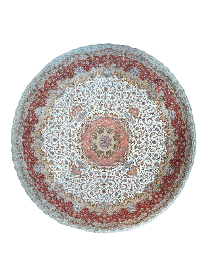 Imperial Rose – Vintage Persian Tabriz Round Rug, Circa 1970 | 15’10” × 16’3”