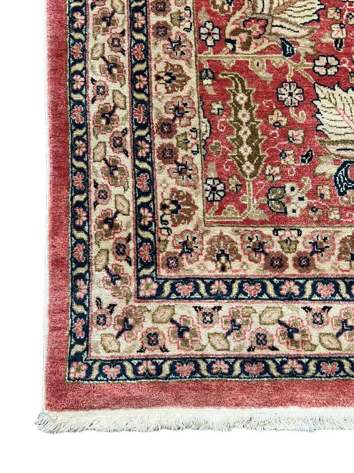 Rosavelle – Rose Red &amp; Ivory Traditional Floral Medallion Rug | 11’10” × 16’2”