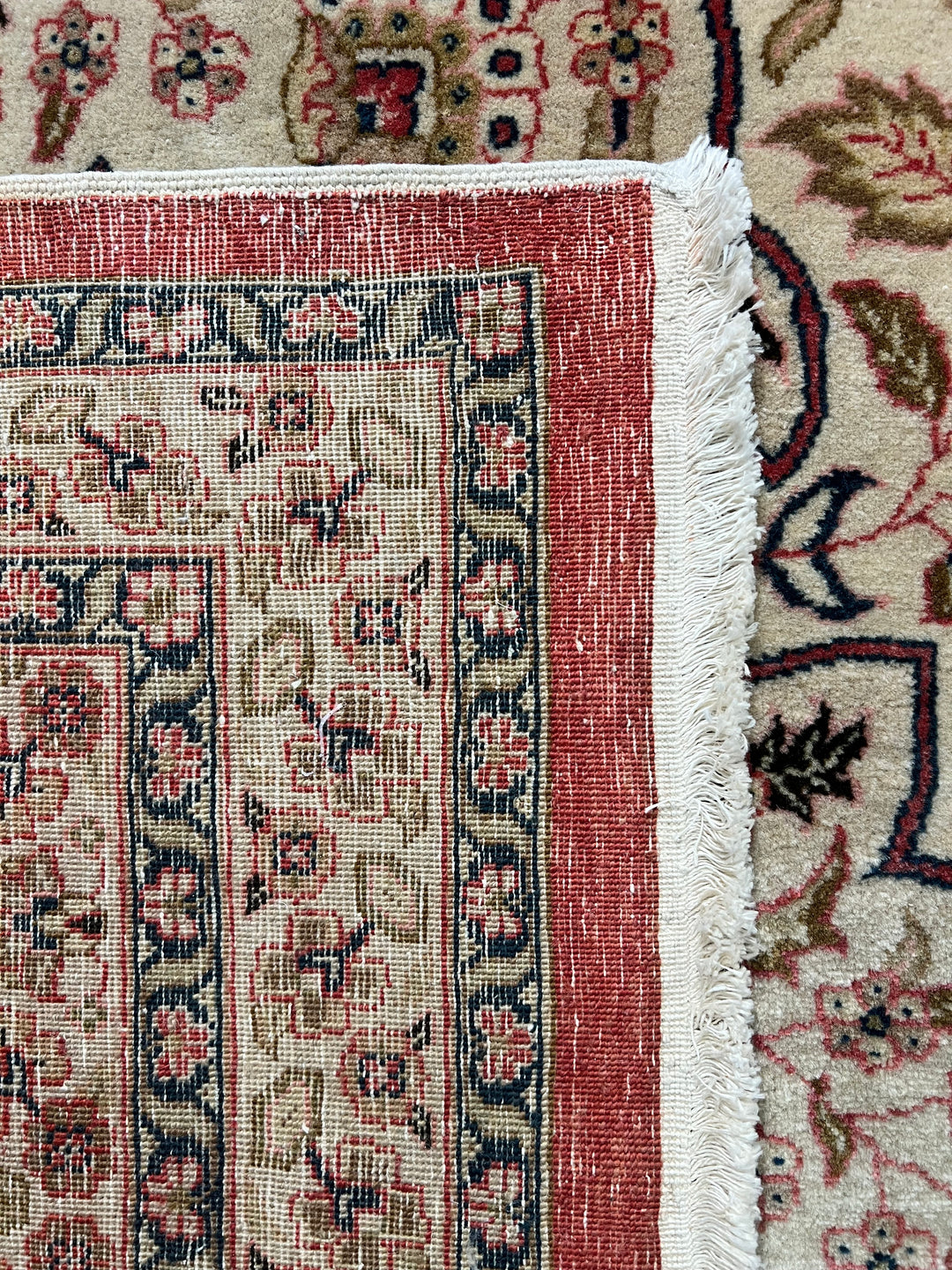 Rosavelle – Rose Red &amp; Ivory Traditional Floral Medallion Rug | 11’10” × 16’2”
