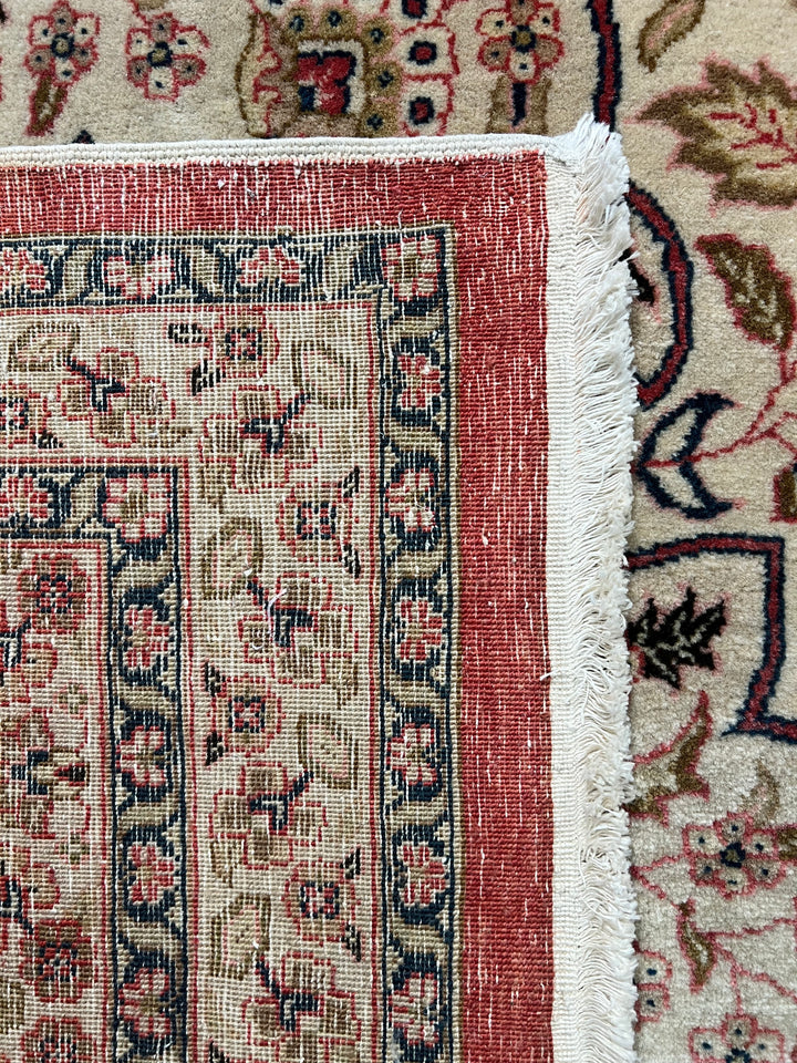 Rosavelle – Rose Red &amp; Ivory Traditional Floral Medallion Rug | 11’10” × 16’2”