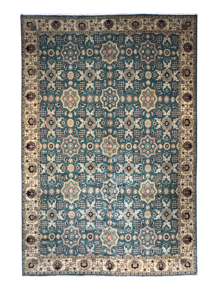 Aldermere – Deep Teal &amp; Ivory Traditional Agra Style Rug | 11’10” × 17’8”
