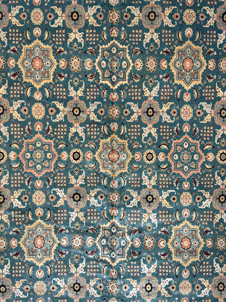 Aldermere – Deep Teal &amp; Ivory Traditional Agra Style Rug | 11’10” × 17’8”