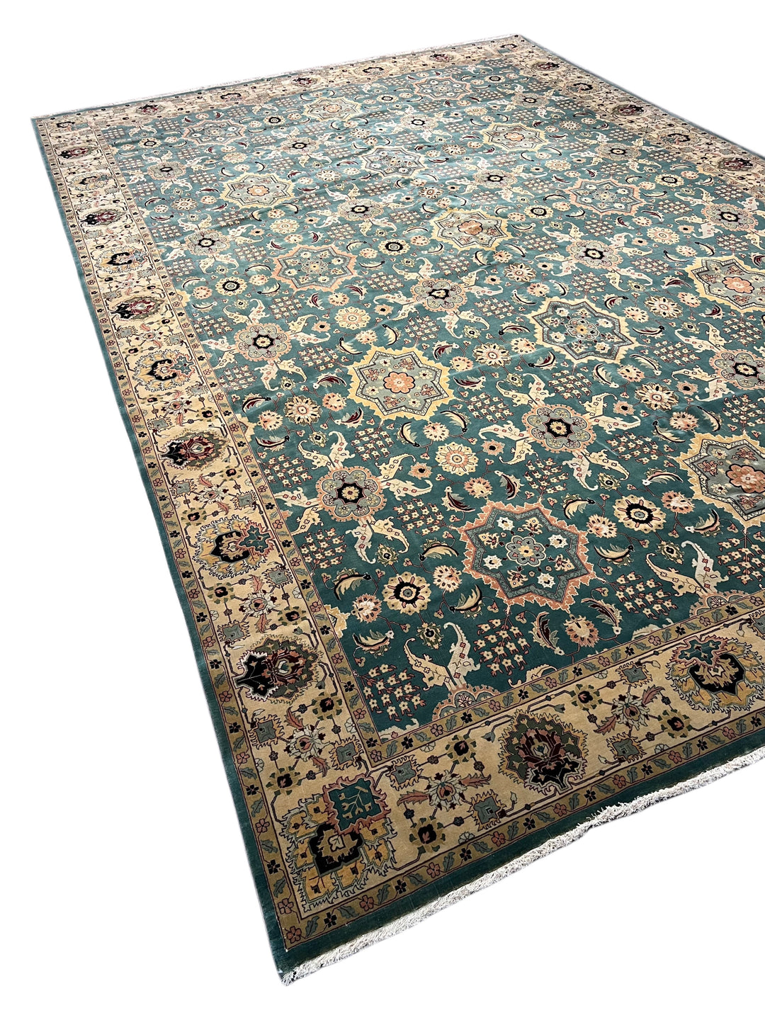 Aldermere – Deep Teal &amp; Ivory Traditional Agra Style Rug | 11’10” × 17’8”