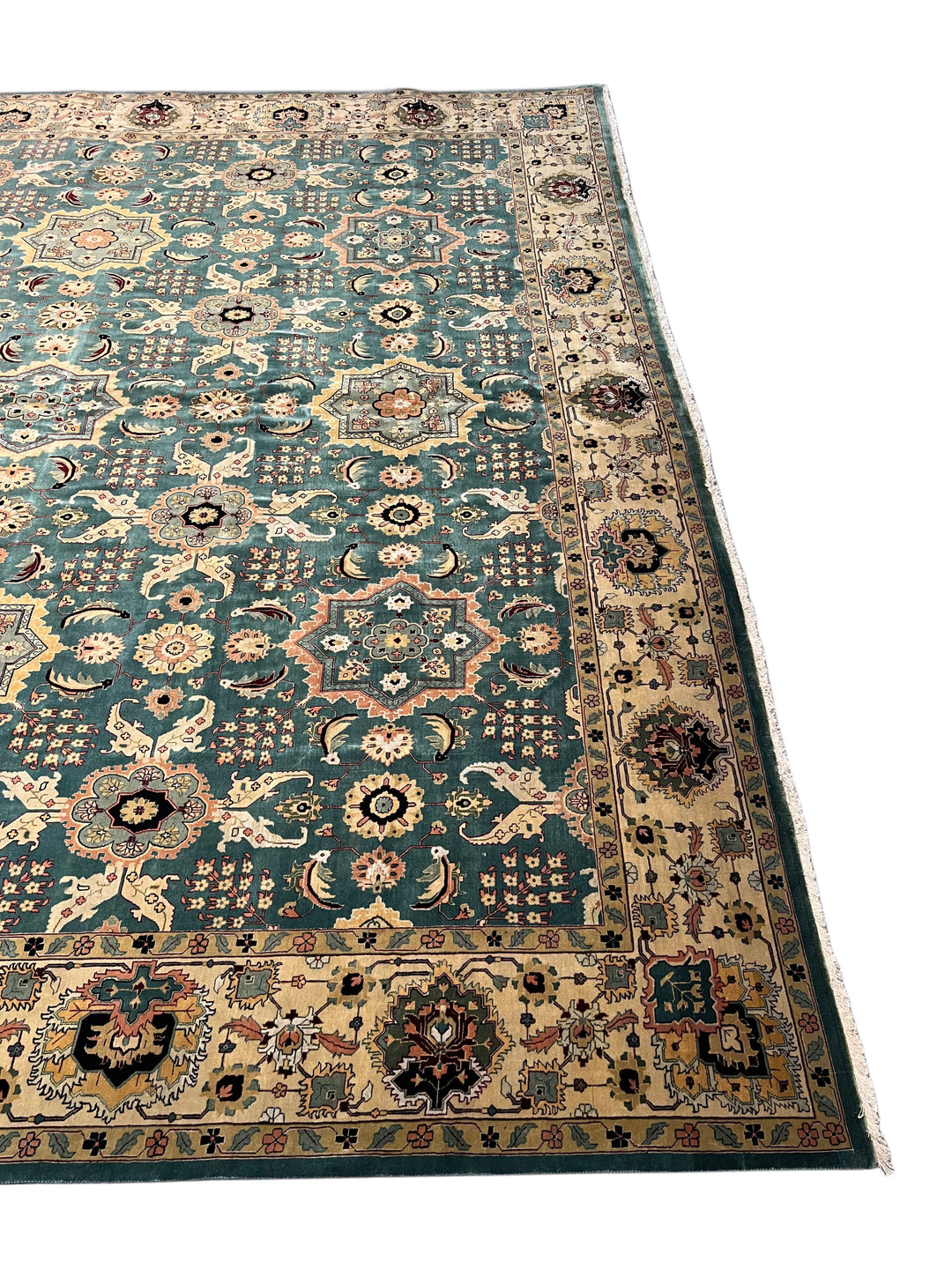 Aldermere – Deep Teal &amp; Ivory Traditional Agra Style Rug | 11’10” × 17’8”